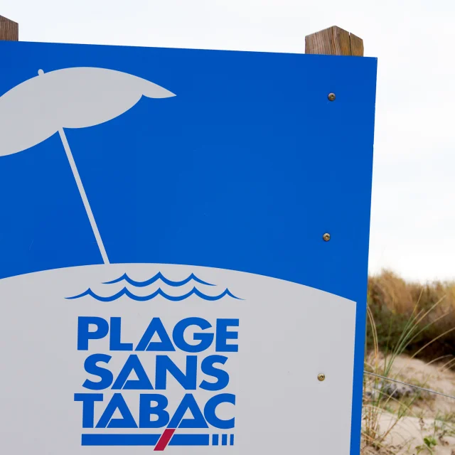 plage sans tabac french text means No smoking sign on the beach smoke free zone Tobacco and cigarettes are banned on beaches france